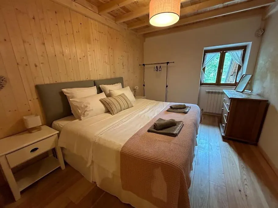 Appartement Oisans Vacances Gite Rose Quartz Allemont